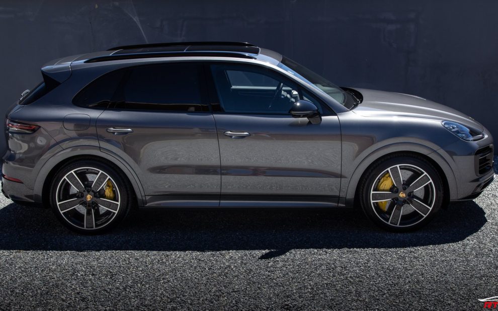 PORSCHE CAYENNE TURBO S