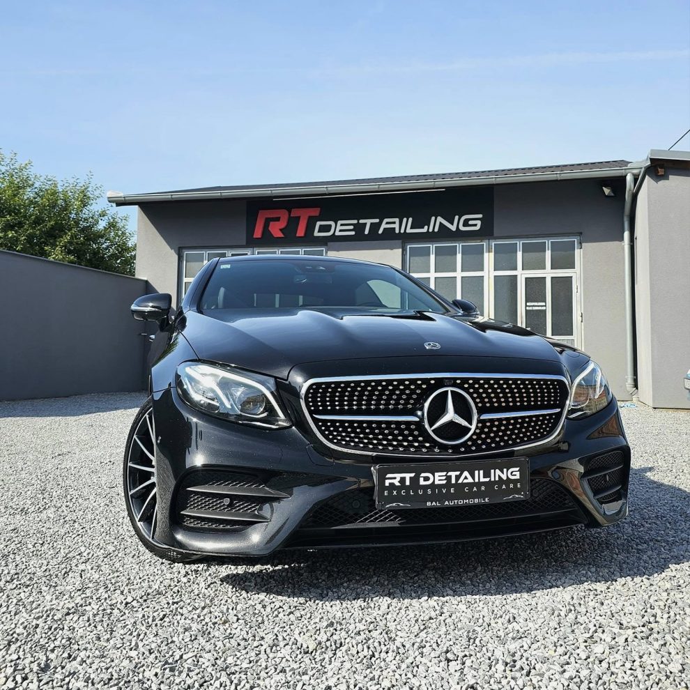 Mercedes-Benz E300d coupe