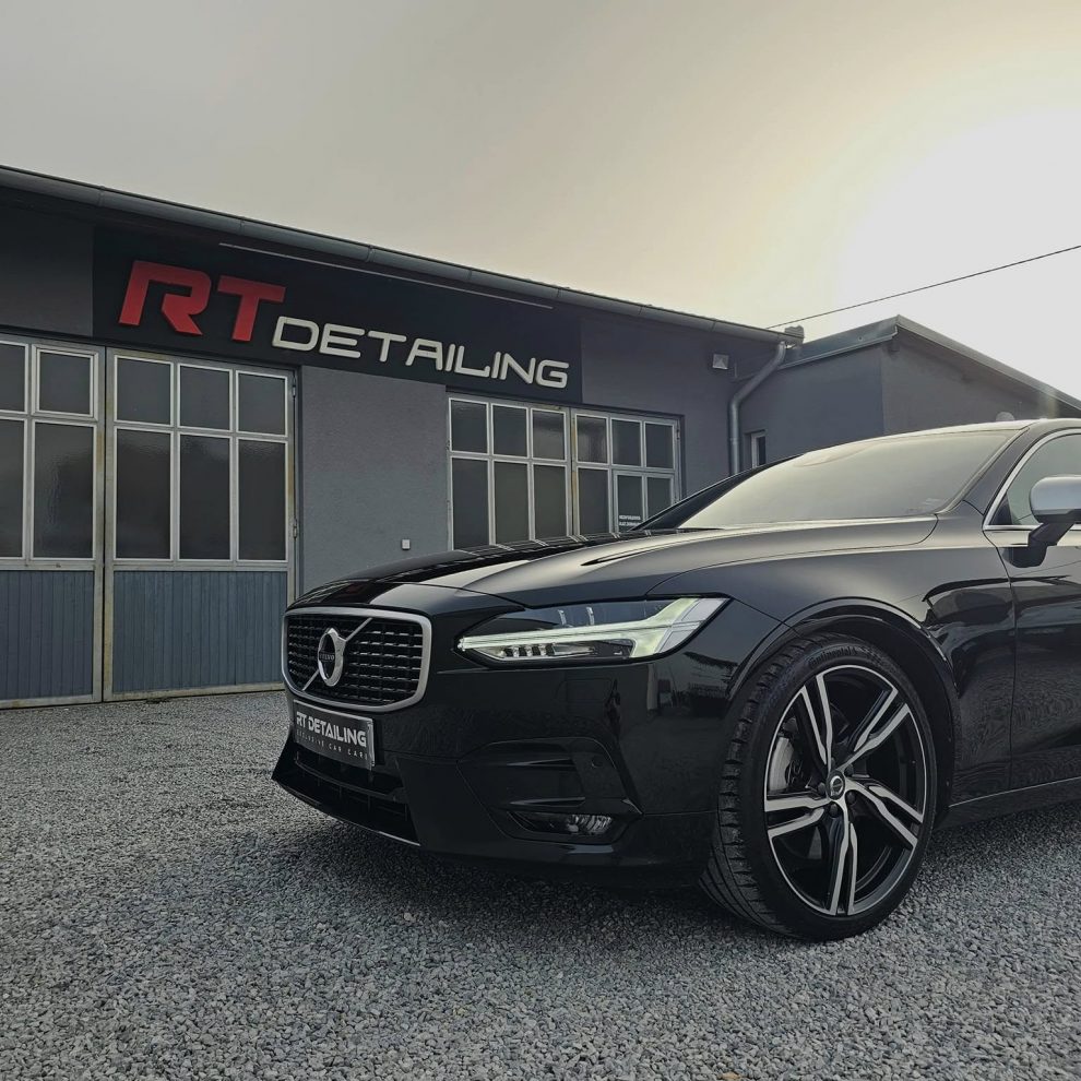 Volvo S90